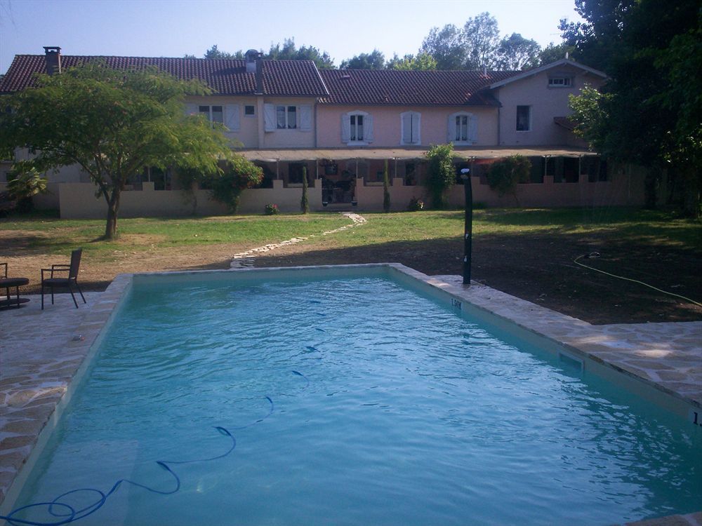 Logis Hotel Le Clos Pite Préchacq Exterior foto